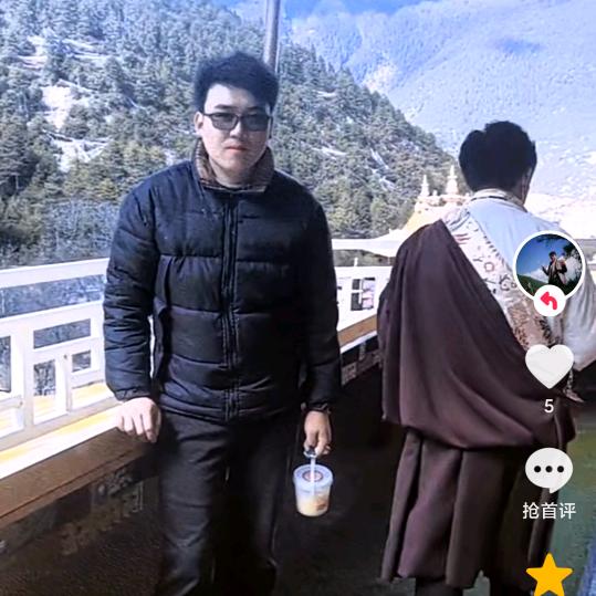 藏家男孩，次仁