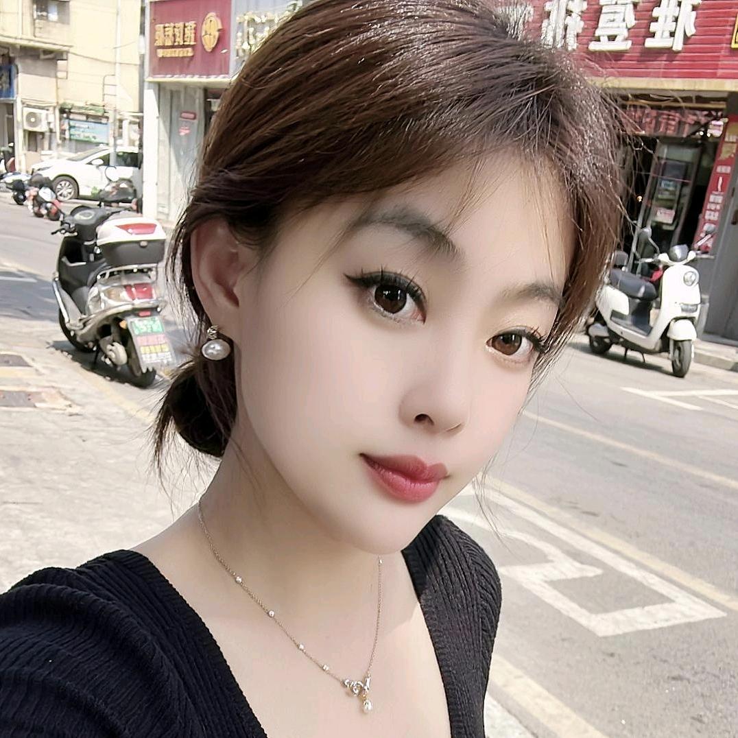 菲菲_.