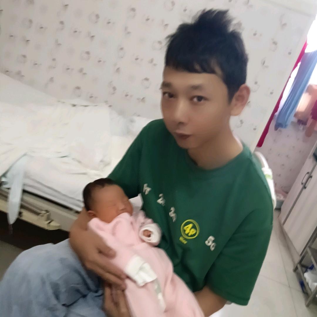 💫爱笑的眼睛