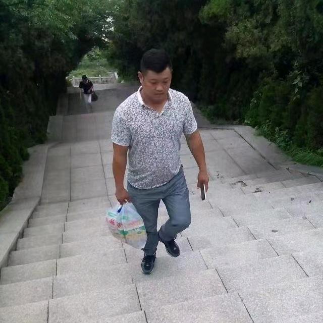 77年🐍九月帅男