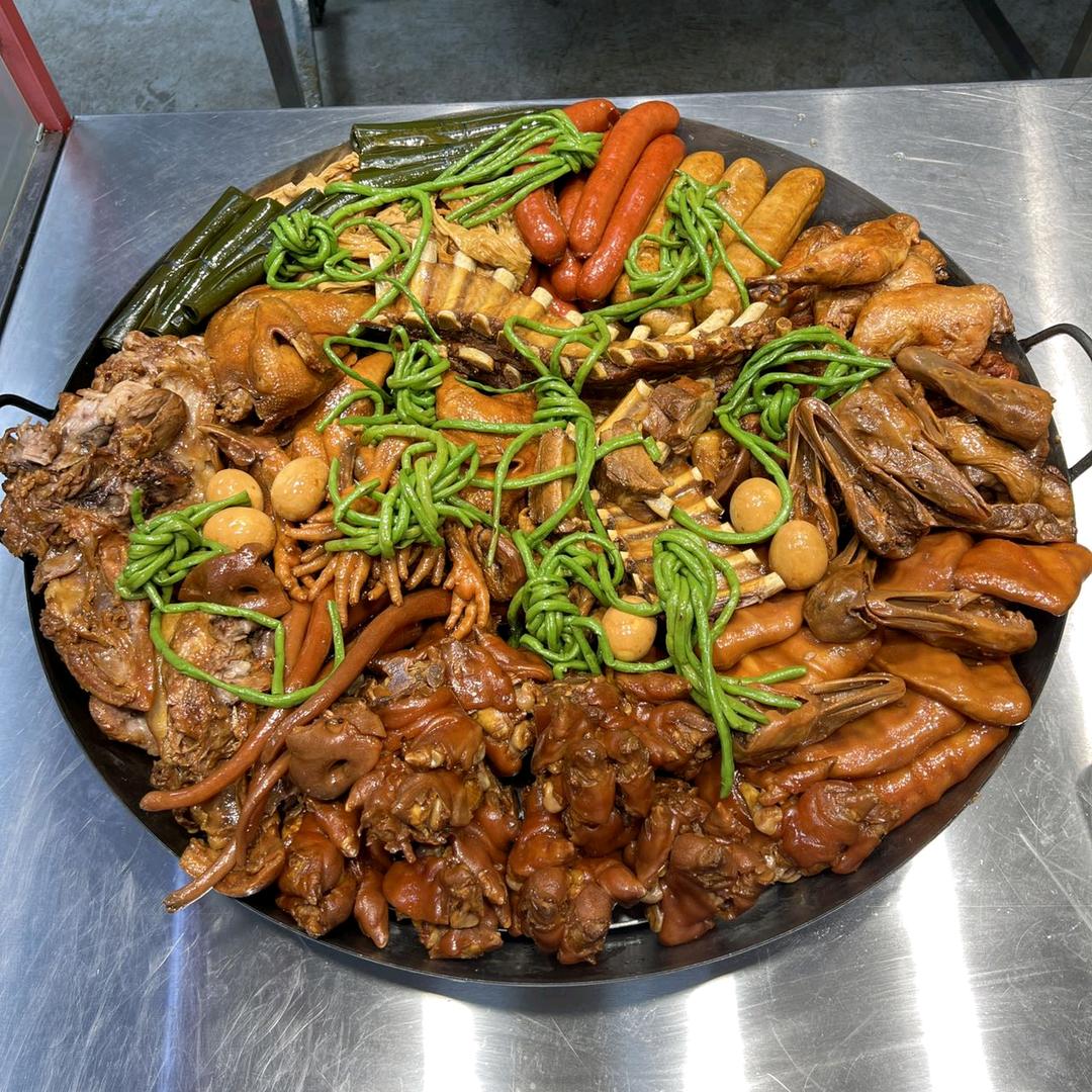 梁大锅卤菜☞(收学员）