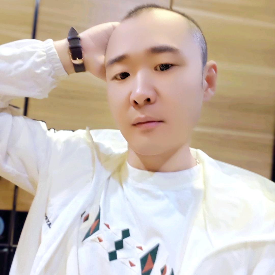 孟公子.努力前行