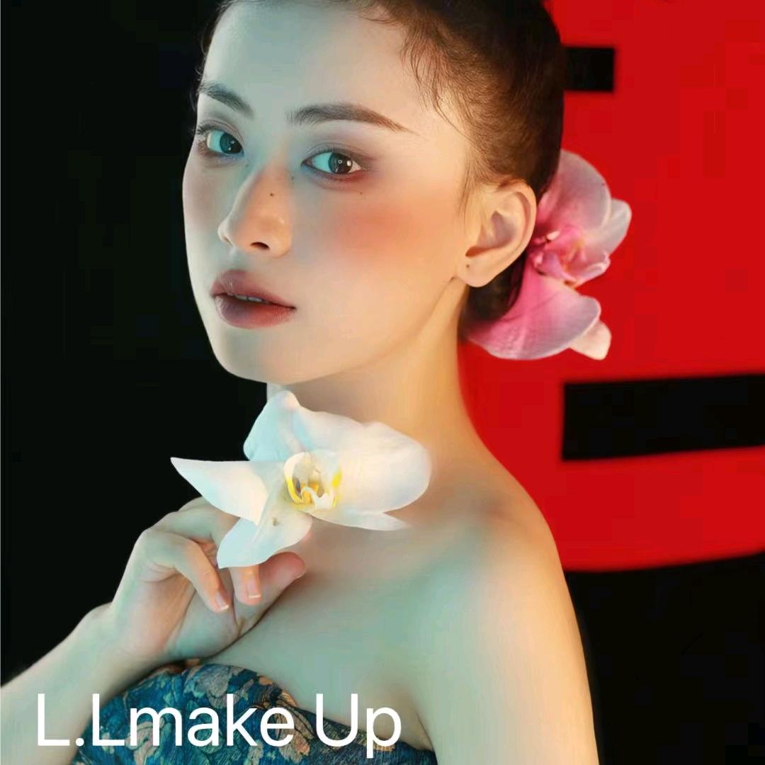 玲丽彩妆培训学校