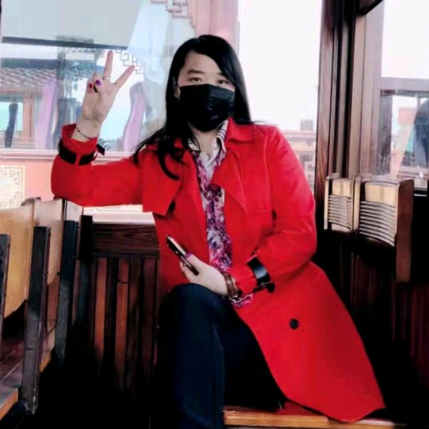 华姐赵一鸣折扣店