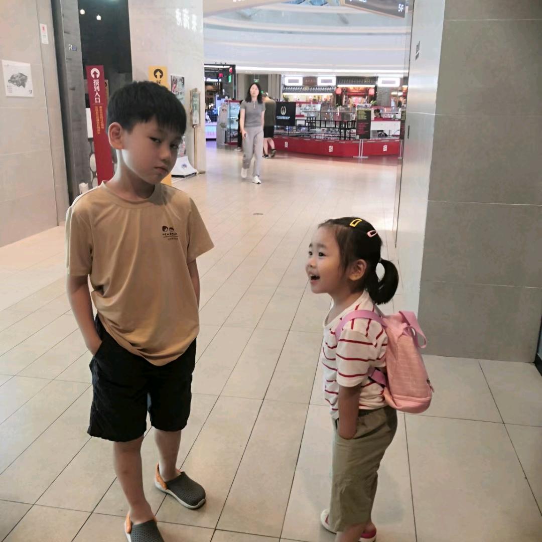 迎着朝阳一一章