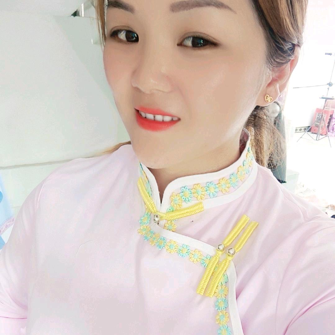 壮族肥妞《小陆》