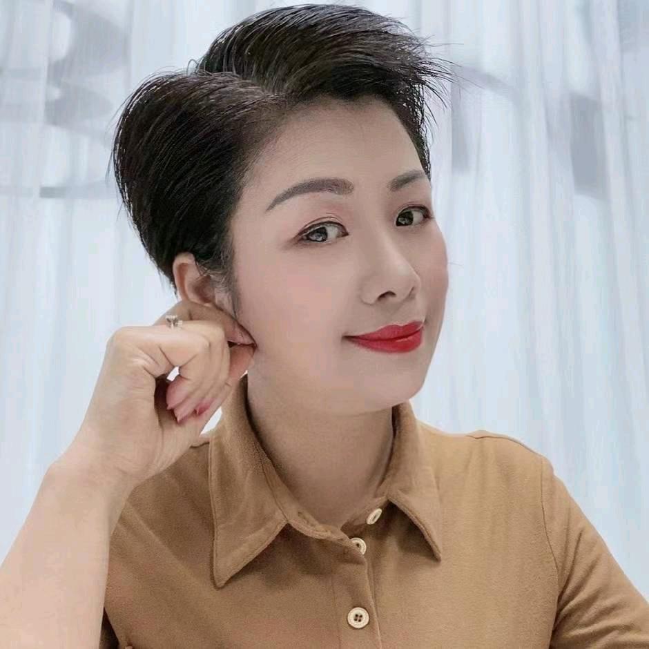 福州竹语声女装工厂店杨姐