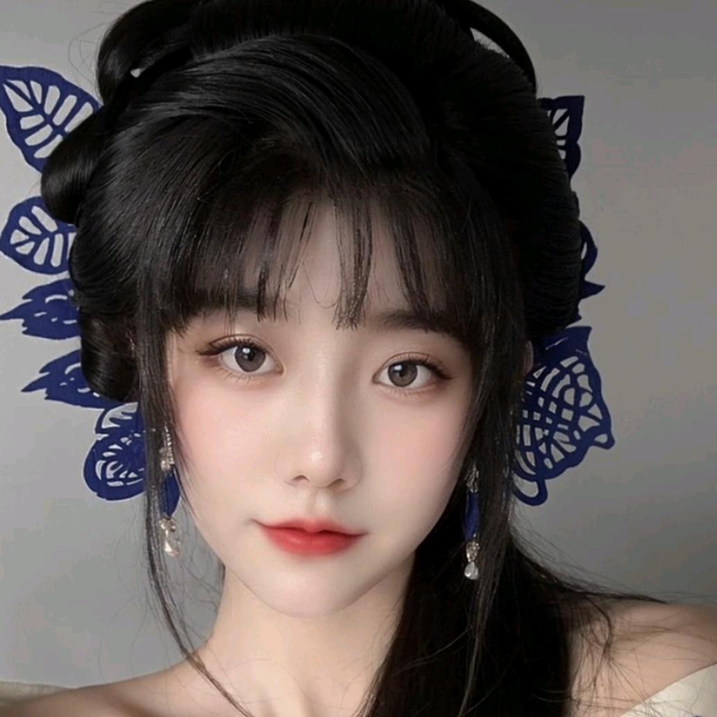 谈笑风生不动情