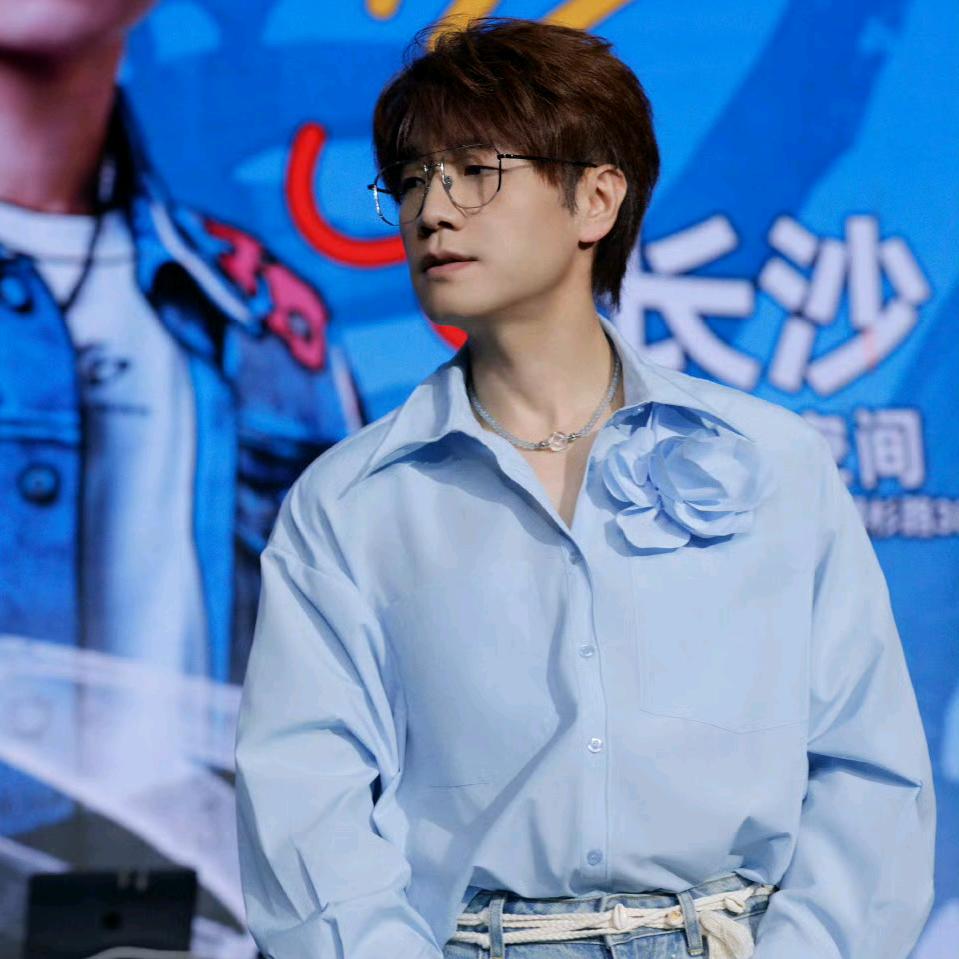 王晨亮Reno（见过王铮亮版）