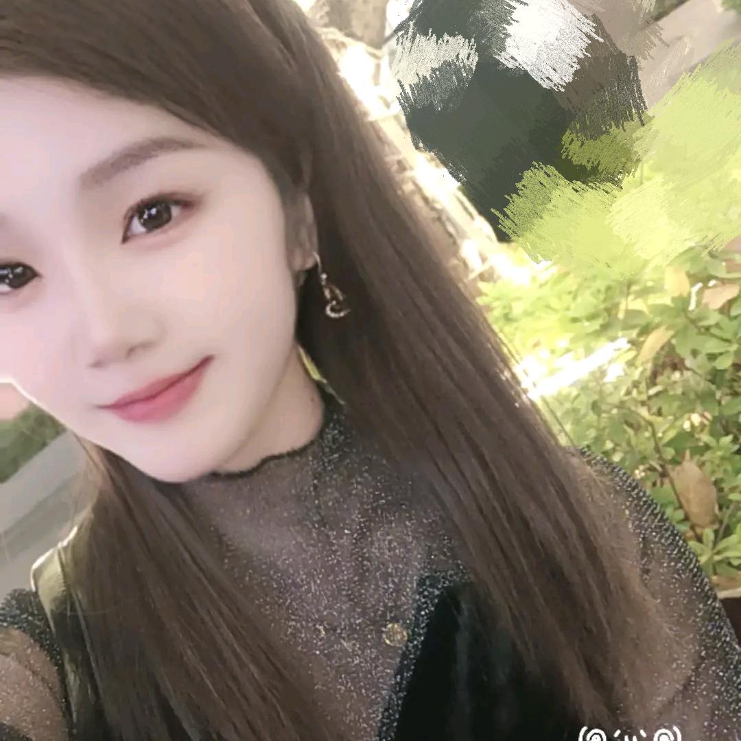 👑开心霞❤️（武汉家装贴砖夫妻档）