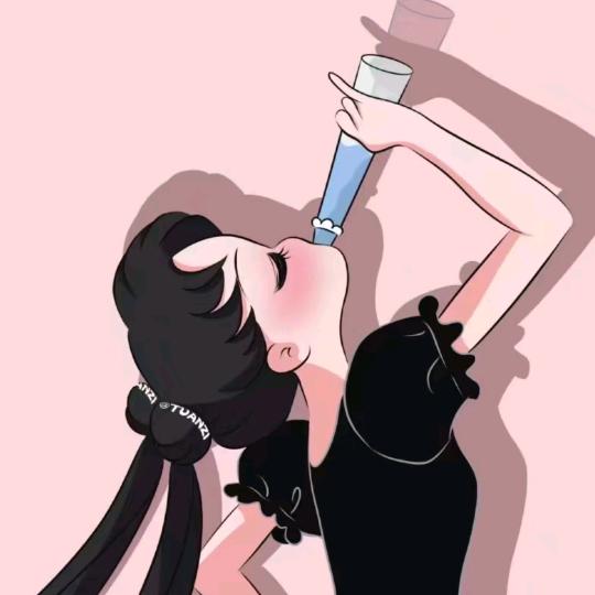 🧡  翘翘   (桃子🍑小姐姐版)