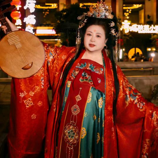 在水一方杨姐（65年蛇🐍）