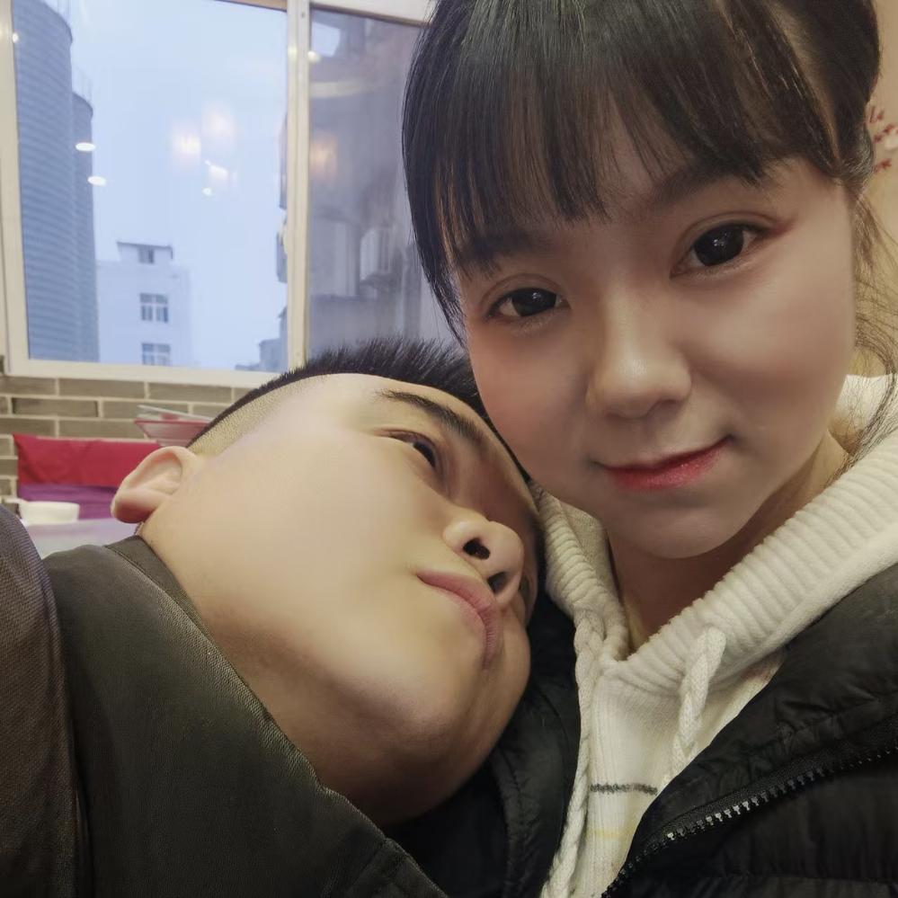 偶尔摆摆烂！！