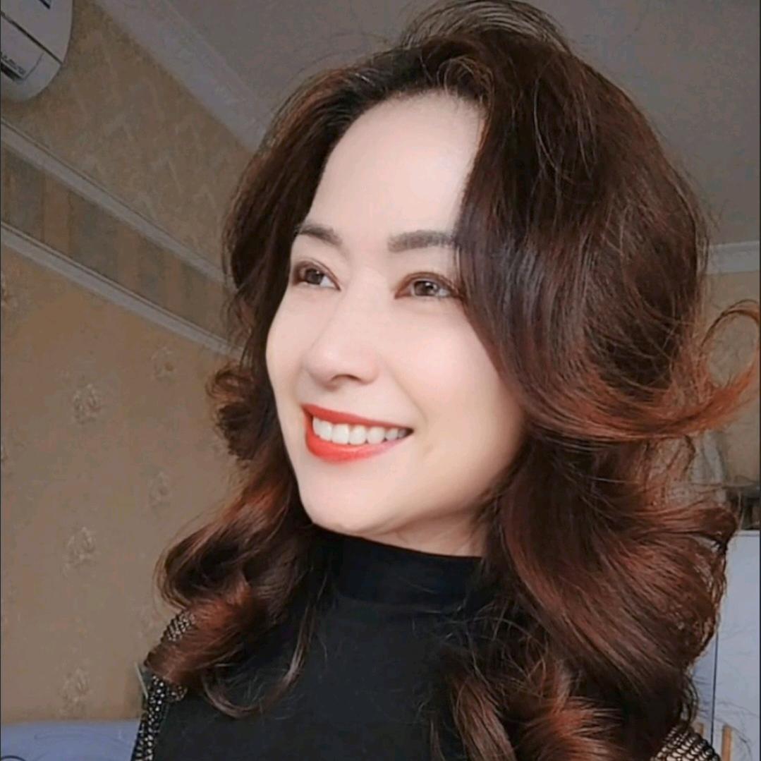 爱心63年🐰子