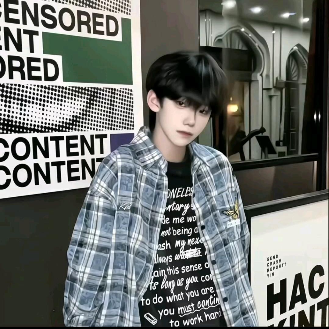 小帅不帅(៸៸᳐⦁⩊⦁៸៸᳐ )੭