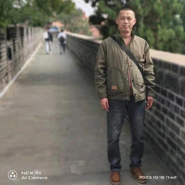 洪宇