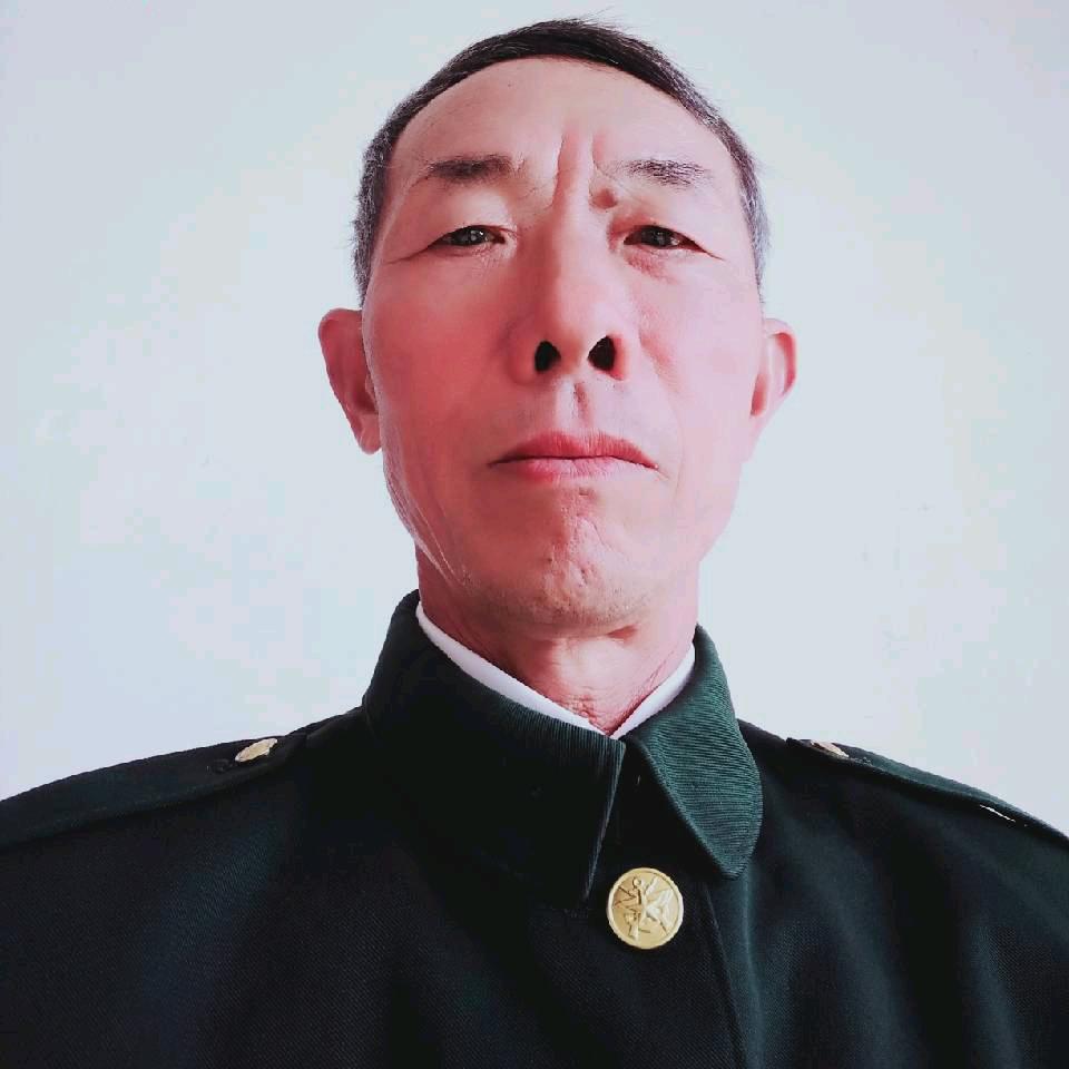 万四爷