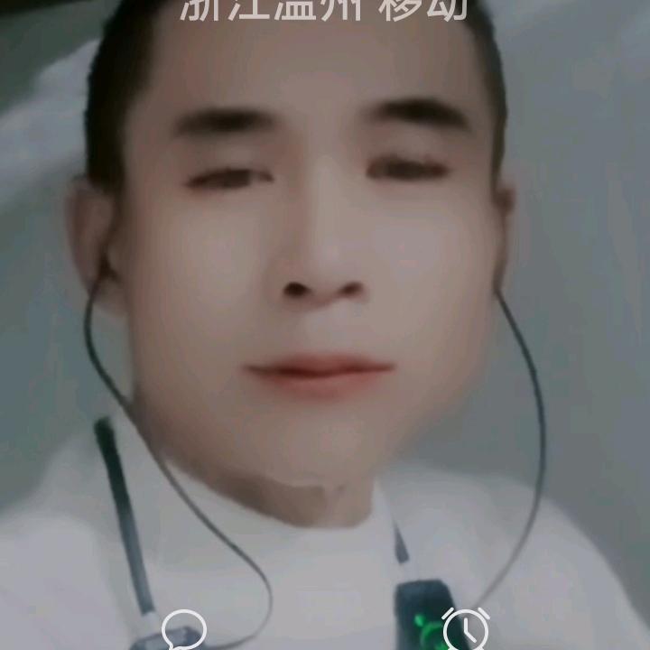 不见风云，怎么见彩虹