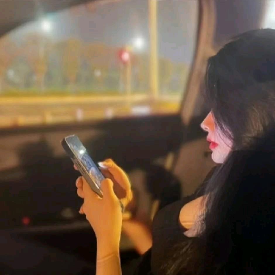@艳💋