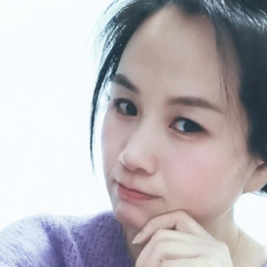 乐 依