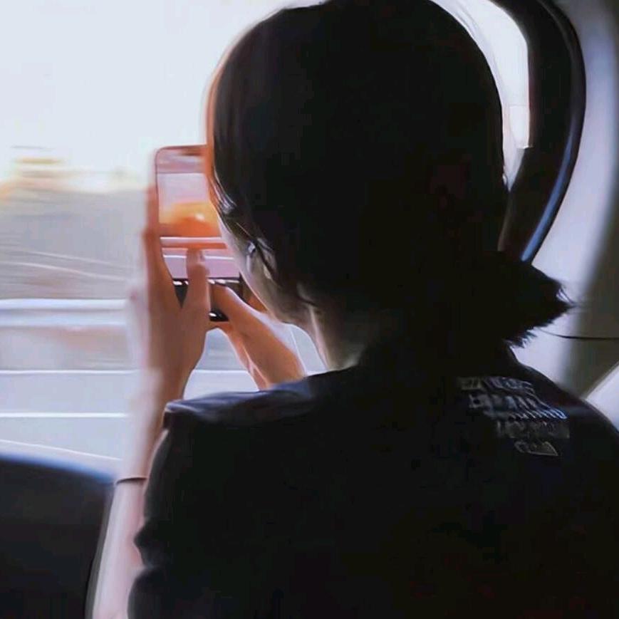 沃尔特米歇尔爱吃棉花糖🍬