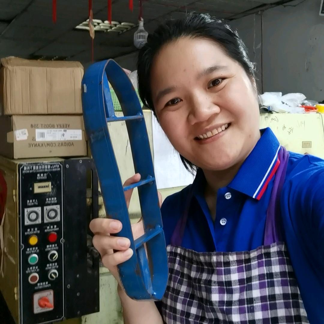 打工妹呼啦圈健身(产后甩走49巾)