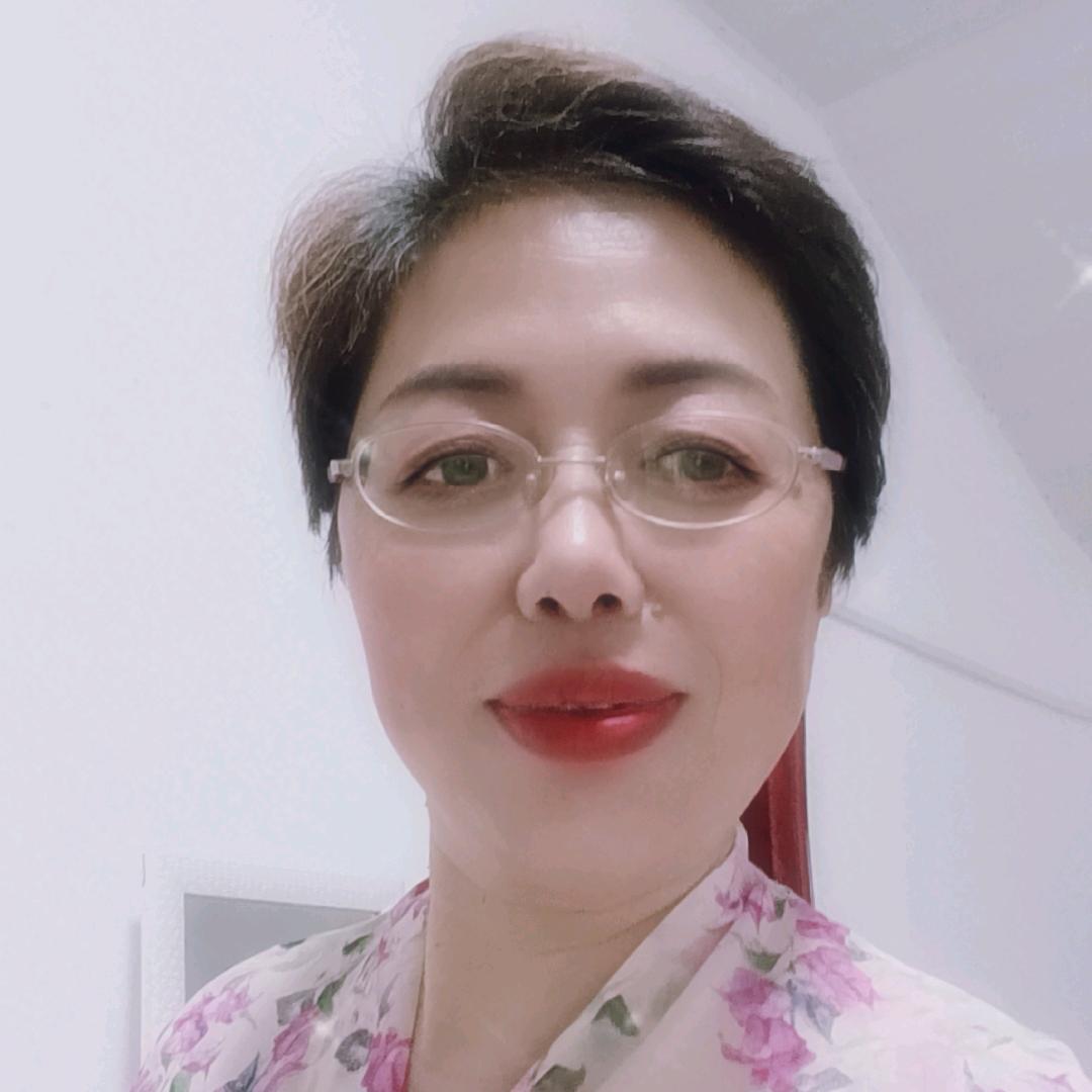 明姐爱唱歌