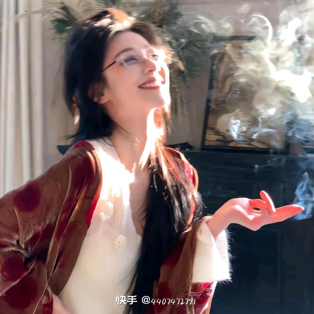脸红UI下.