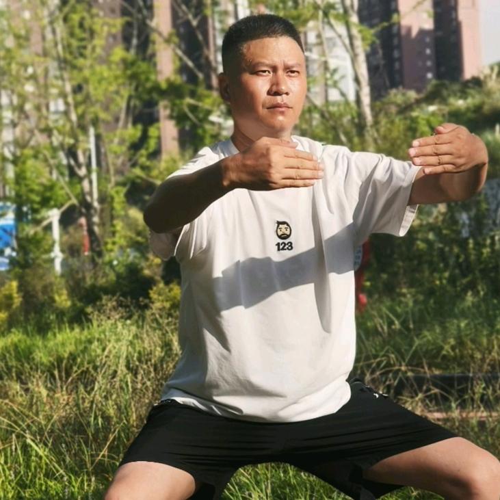 李阳东
