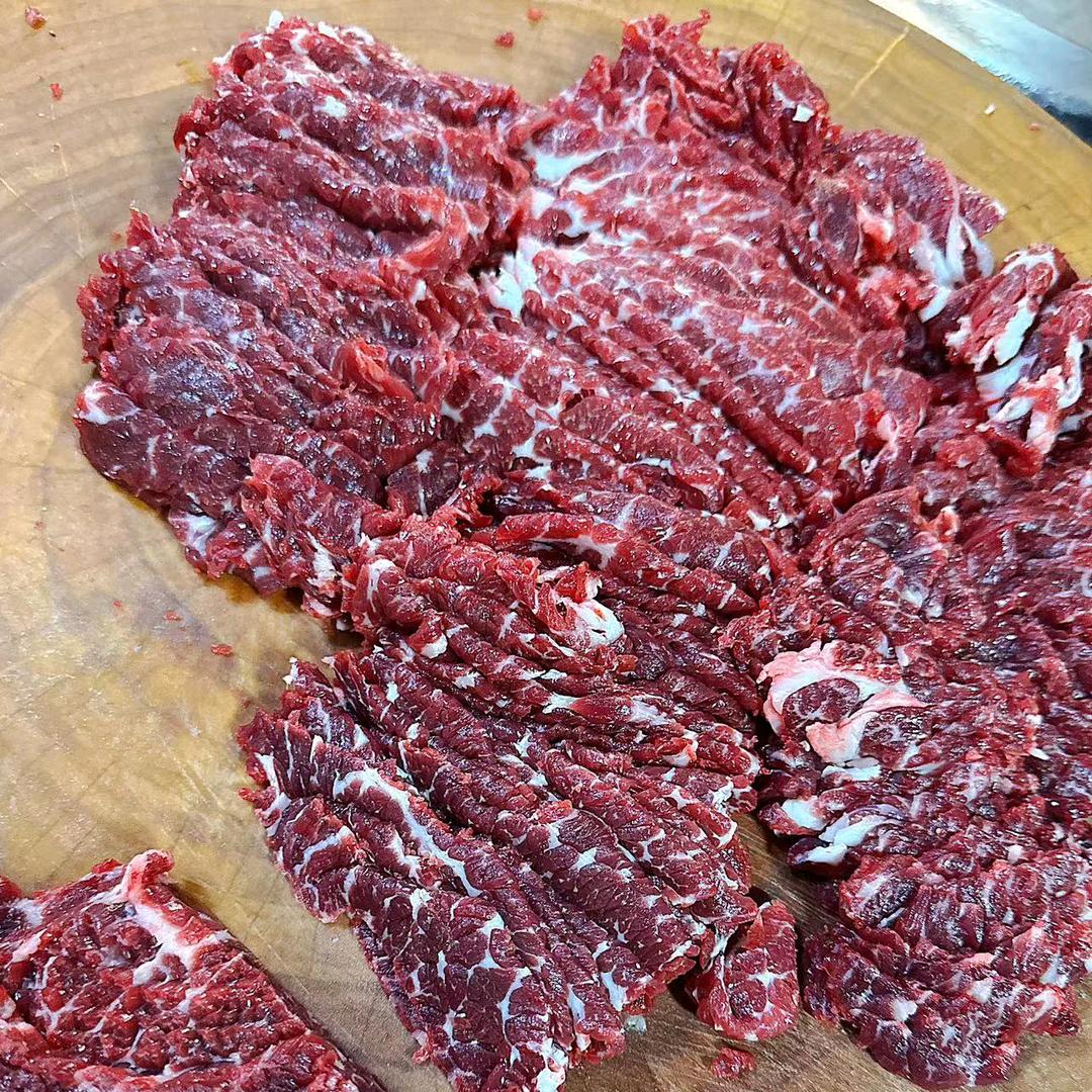 高安老友记潮汕牛肉火锅 惠恩一品前面