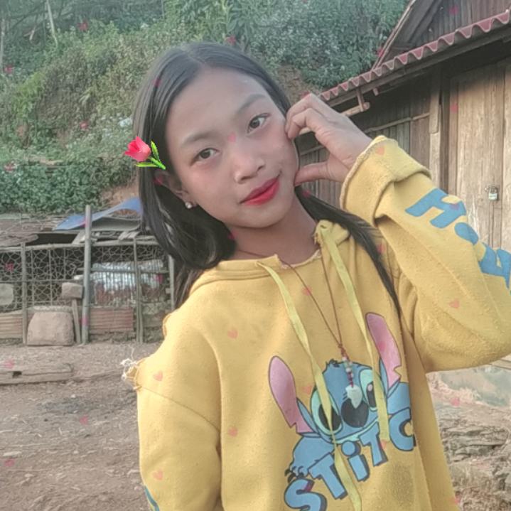 ນ້ອງລີ🇱🇦ສະໄພ້🇨🇳