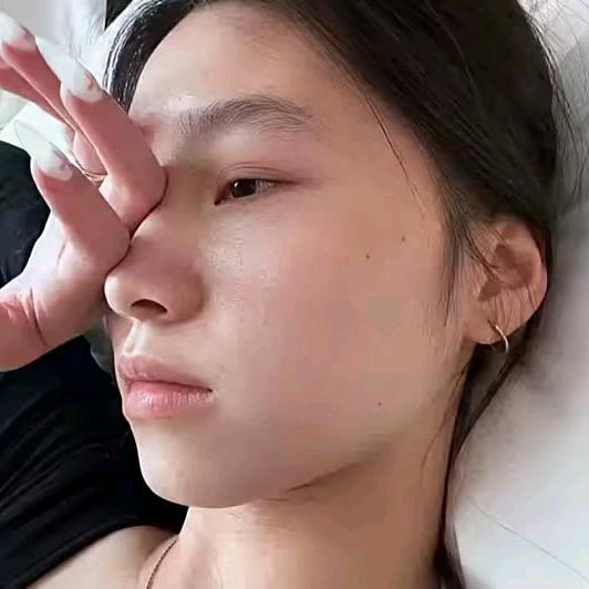 小左、
