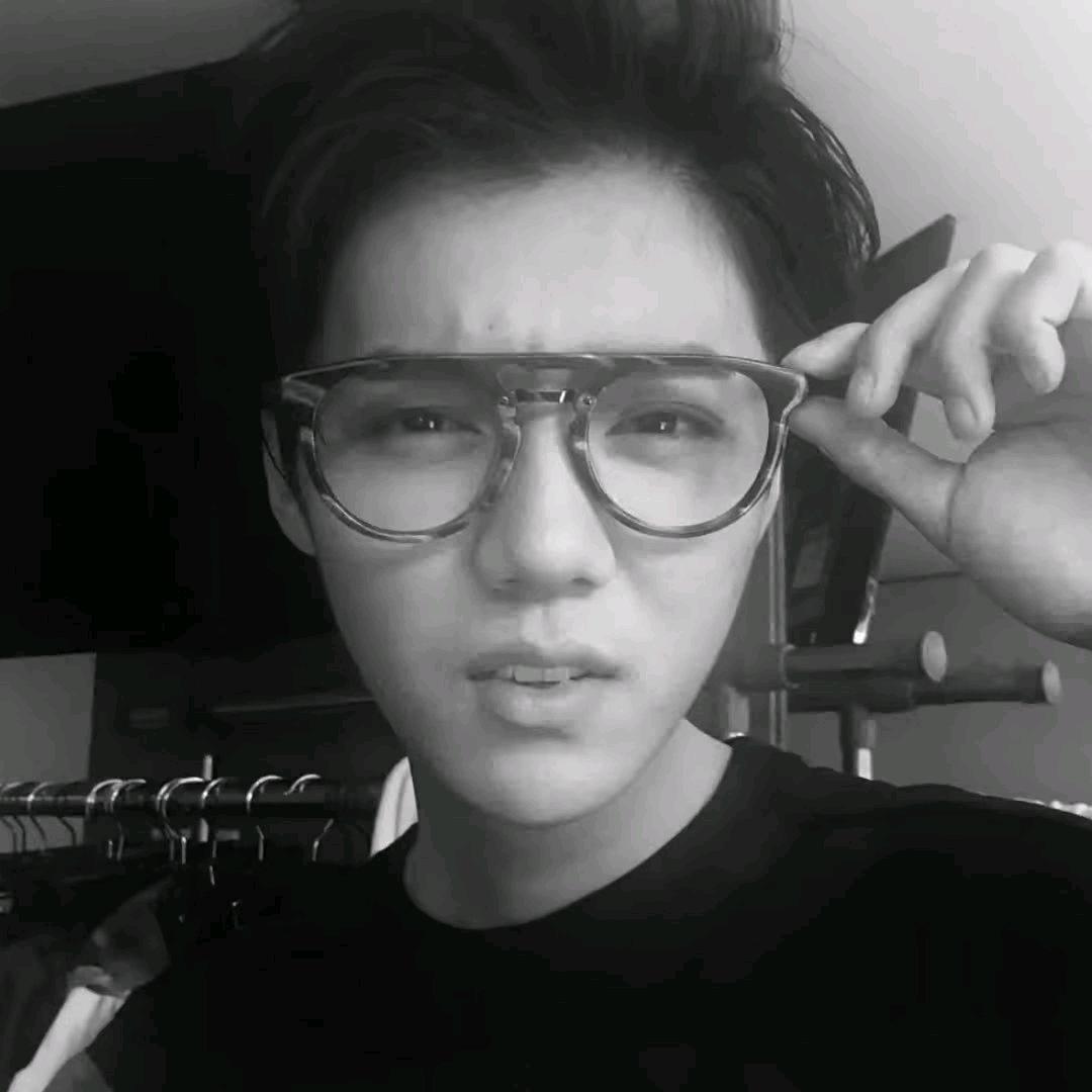 小帅.