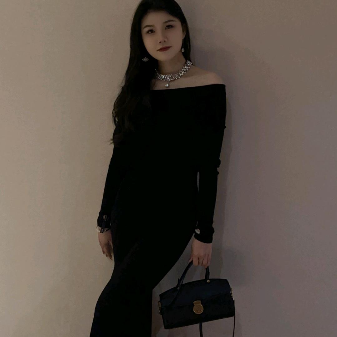 小莫莫
