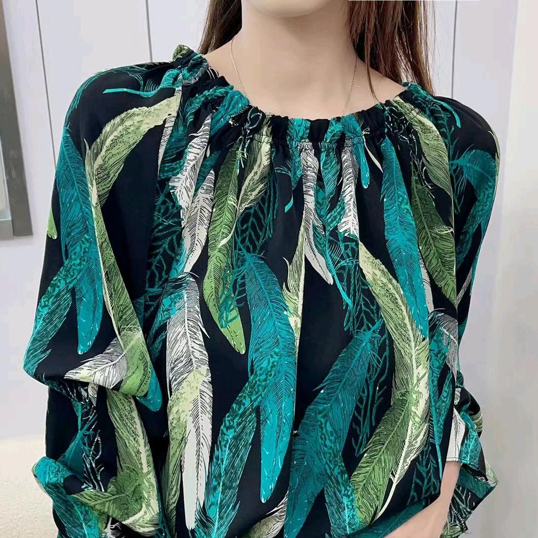 麦麦火服装店