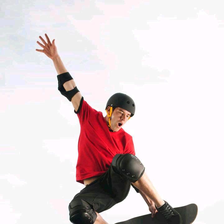 亮亮V