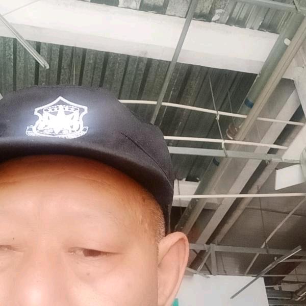八巨微笑哥