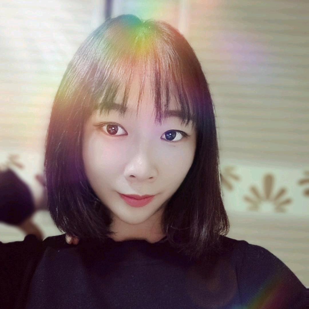是蕾蕾吖