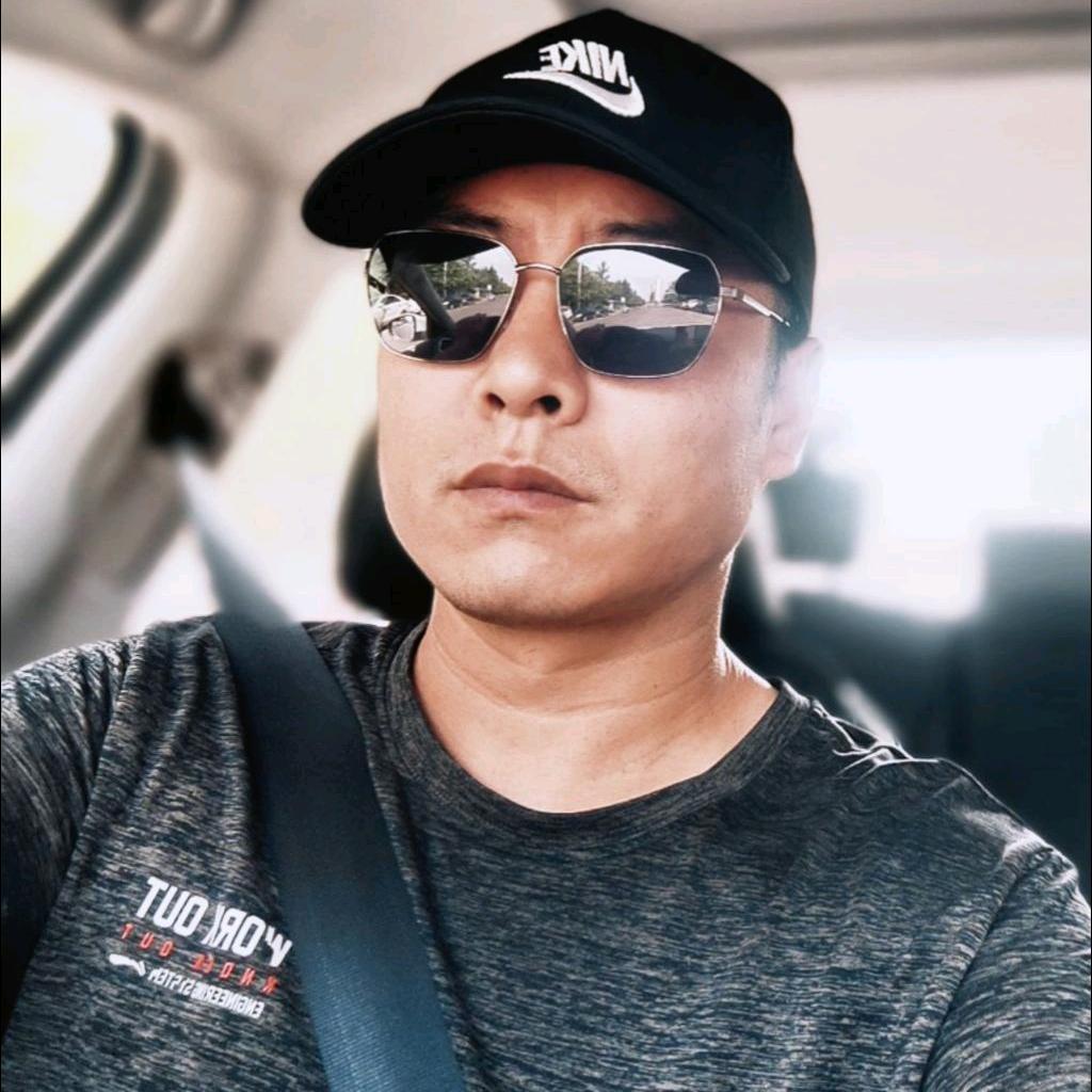 新一北校田径李教练