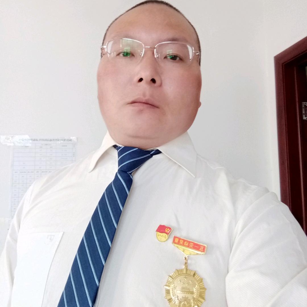 青年医疗人才《为人民服务》