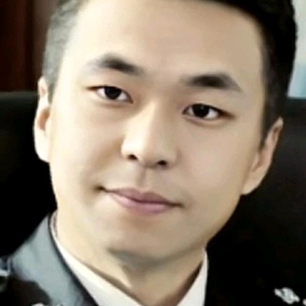 铭威军长