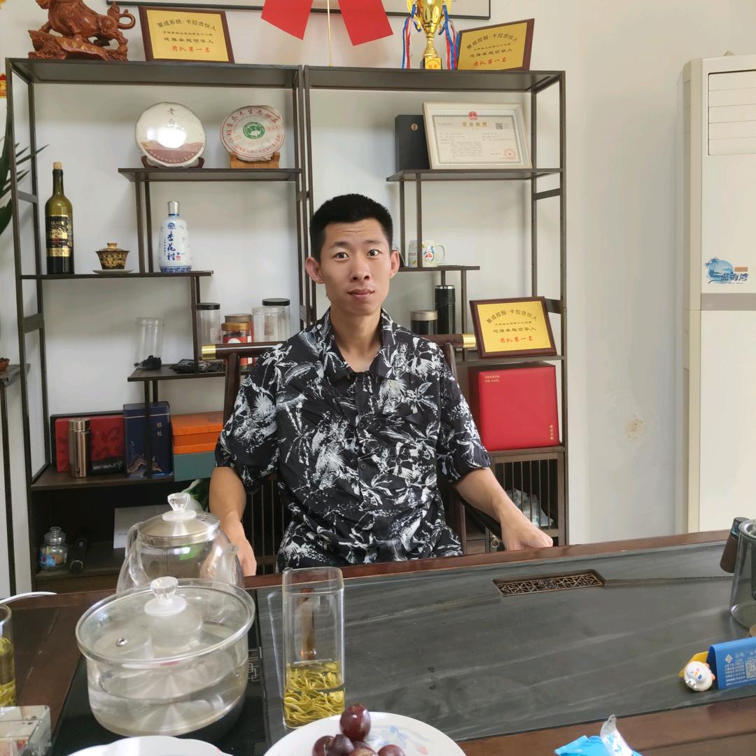 苦咖啡吻你