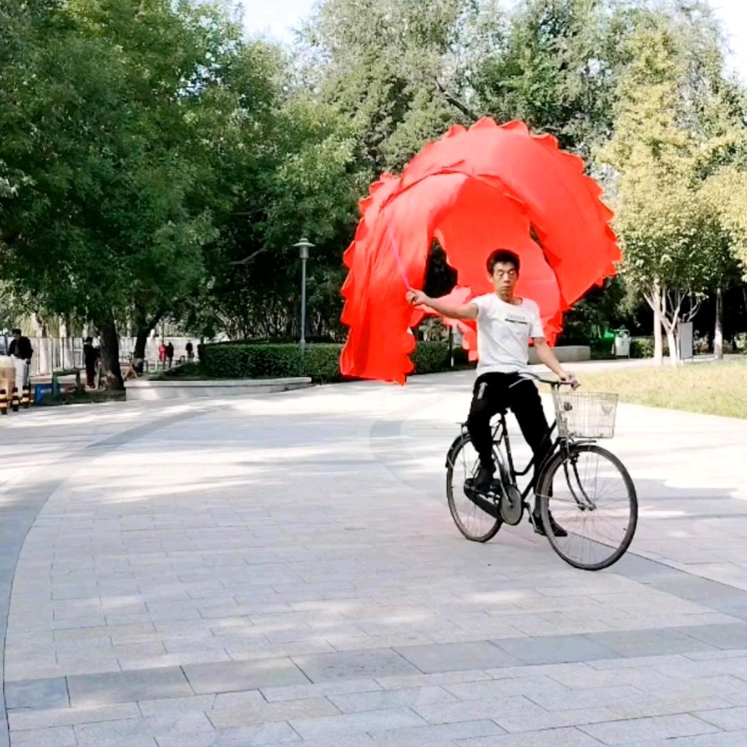 飘彩绸