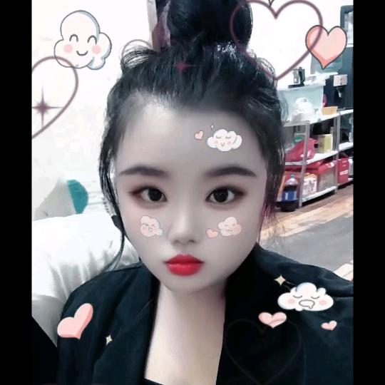 小@妞