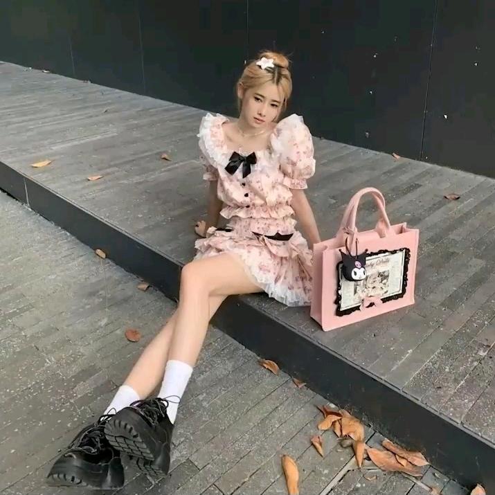 🍷👯༺雯༒雯༻👯🍷