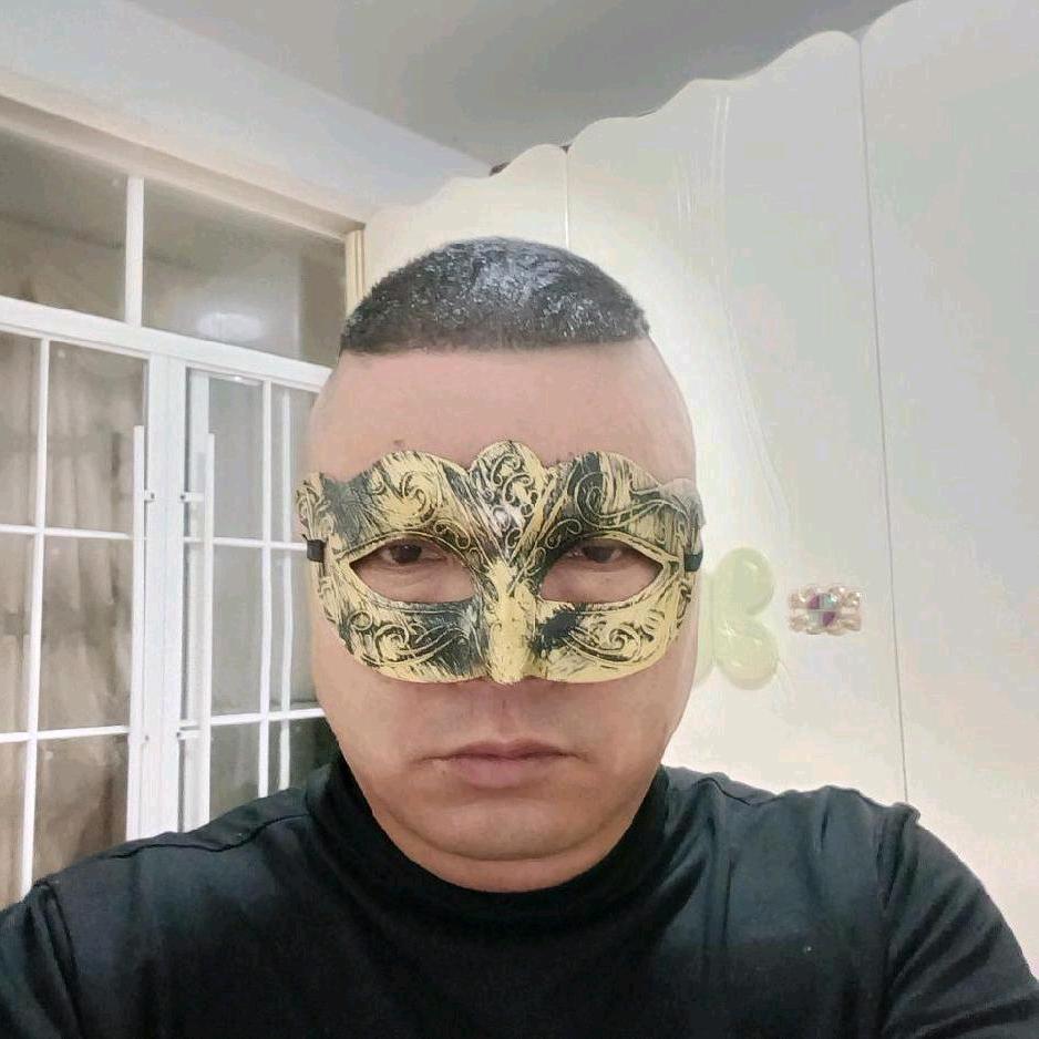 自贡红太阳演艺传煤文化有限公司林峰