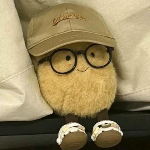 被橘子吃的小孩