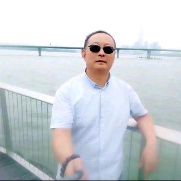 🇨🇳洪平🇨🇳