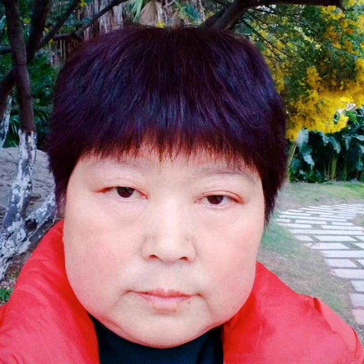 开心大姐