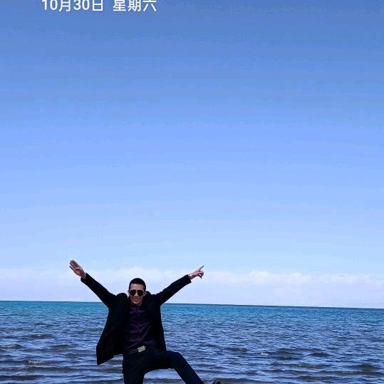 金佛小区大门口烧烤店